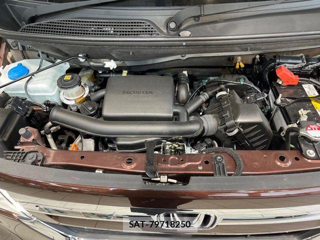 Honda N BOX 2021-06 7618471-17