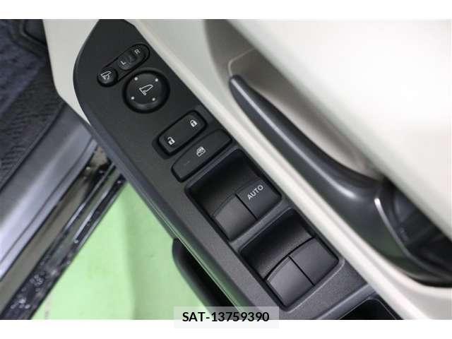 Honda N BOX 2025-12 7618414-26