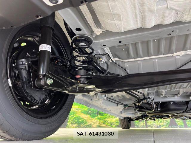 Honda N BOX 2026-06 7618424-19