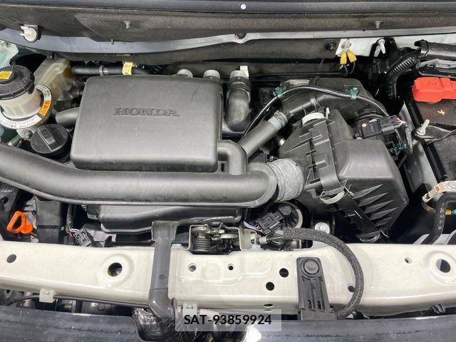 Honda N BOX 2023-03 7618422-17