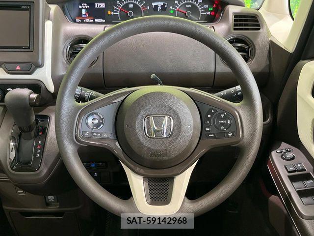 Honda N BOX 2022-02 7618484-10