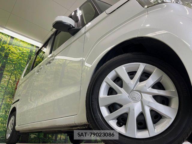 Honda N BOX 2019-02 7618482-12