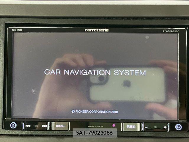 Honda N BOX 2019-02 7618482-2