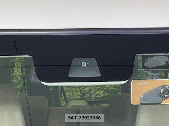 Honda N BOX 2019-02 7618482-4