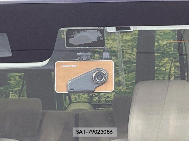 Honda N BOX 2019-02 7618482-5