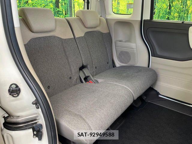 Honda N BOX 2018-07 7618467-9
