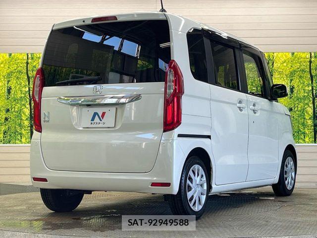 Honda N BOX 2018-07 7618467-16