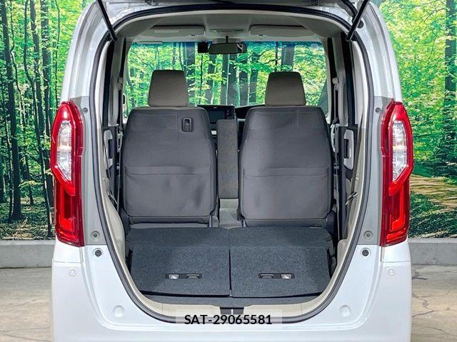 Honda N BOX 2018-10 7618493-9