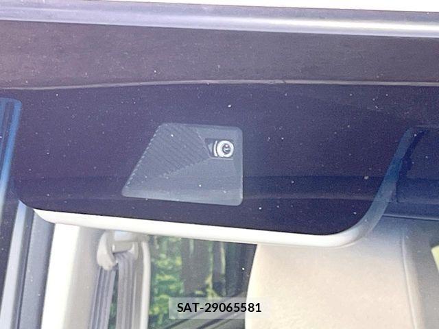 Honda N BOX 2018-10 7618493-2