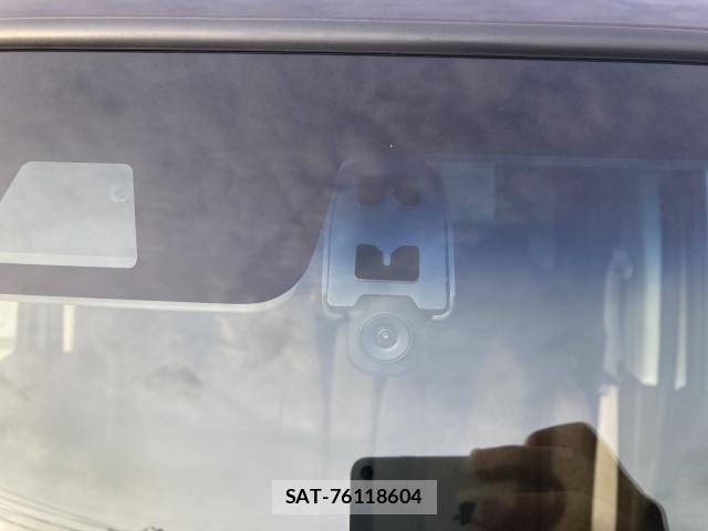Honda N BOX 2021-12 7618436-11
