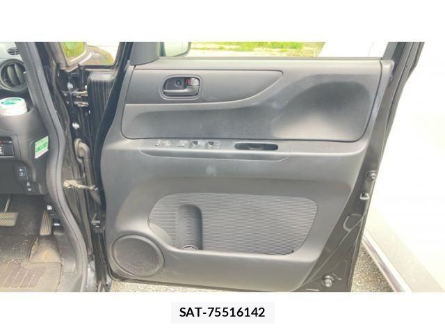 Honda N BOX 2016-02 7618526-9