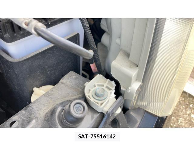 Honda N BOX 2016-02 7618526-26