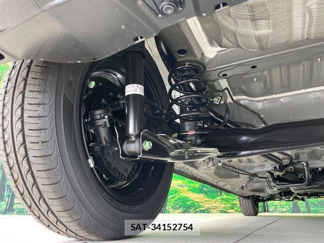 Honda N BOX 2026-06 7618427-19