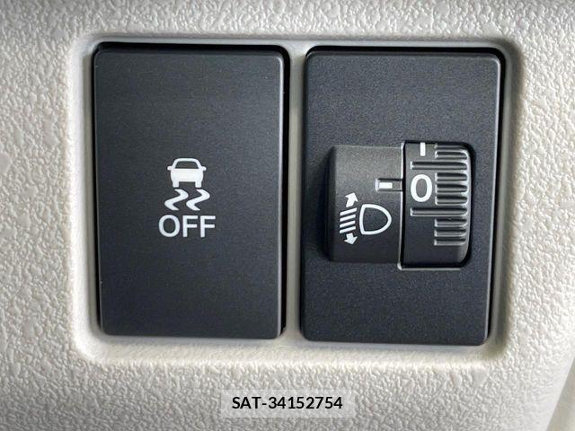 Honda N BOX 2026-06 7618427-3