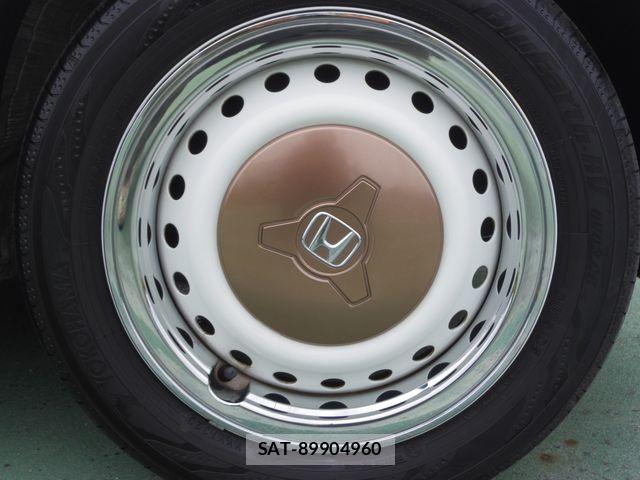 Honda N BOX 2018-11 7726290-28
