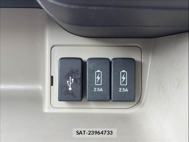 Honda N BOX 2018-02 7726303-28