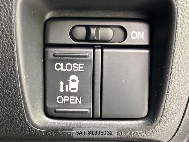 Honda N BOX 2017-05 7726305-4