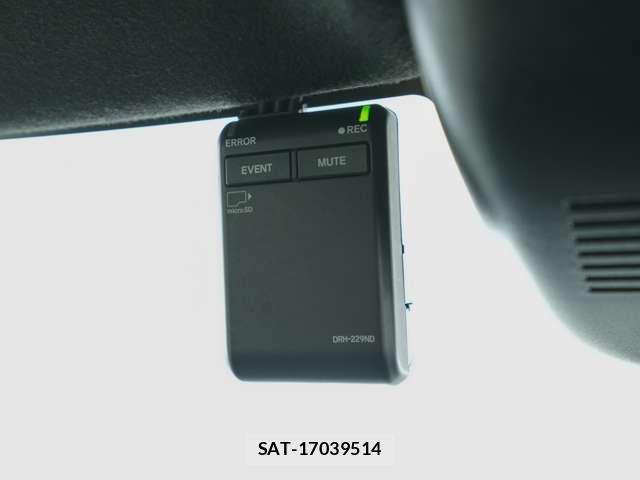 Honda N BOX 2023-11 7726174-15