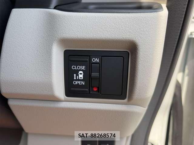 Honda N BOX 2025-09 7726197-4