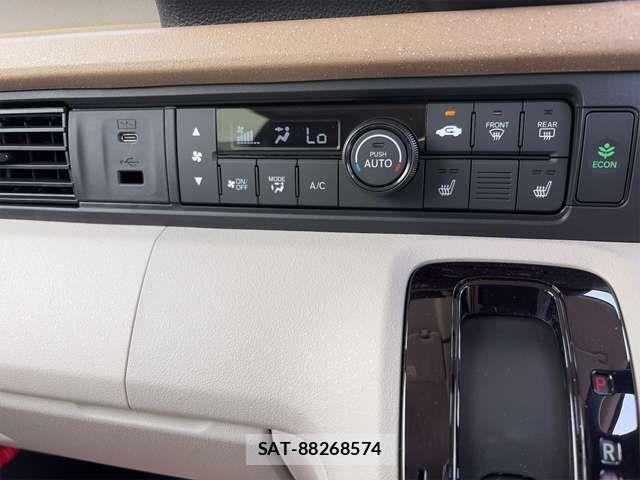 Honda N BOX 2025-09 7726197-5