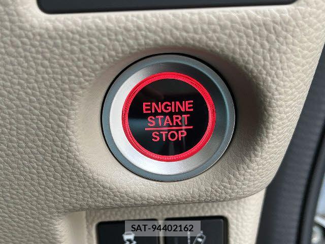 Honda N BOX 2018-03 7726278-17