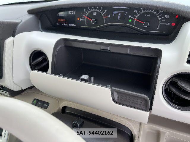 Honda N BOX 2018-03 7726278-21
