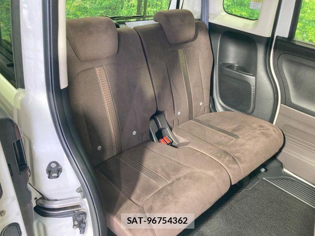 Honda N BOX 2018-12 7787460-8