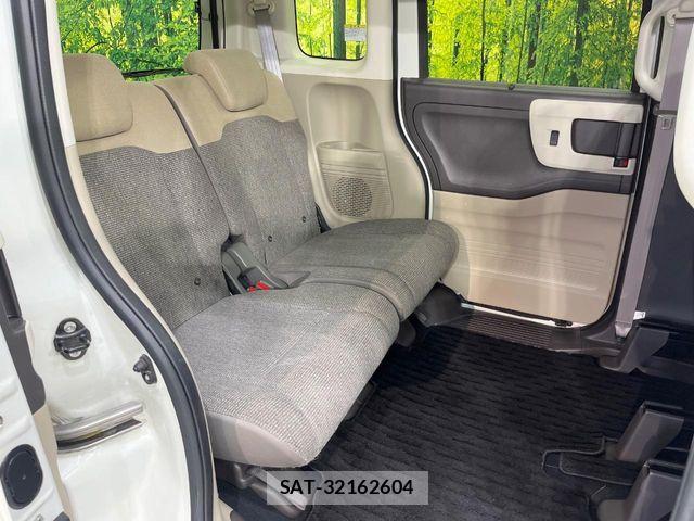 Honda N BOX 2017-11 7787437-8