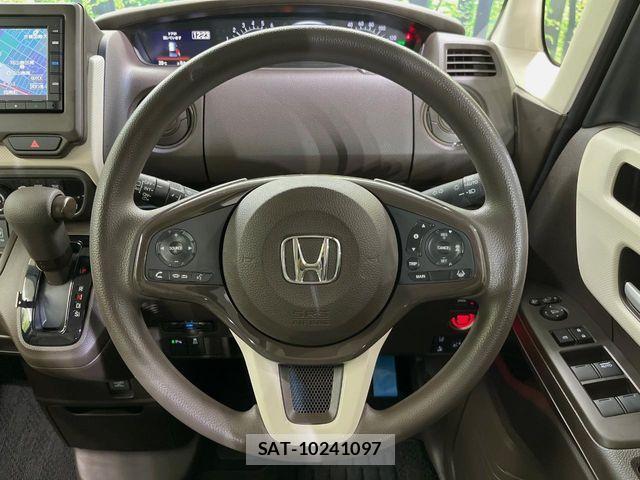 Honda N BOX 2022-11 7787456-10
