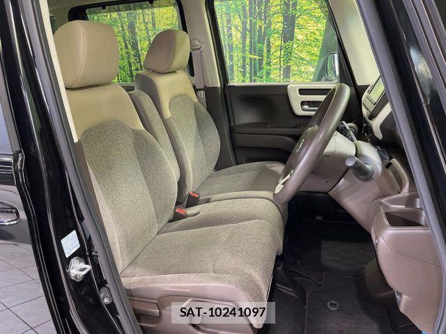Honda N BOX 2022-11 7787456-7