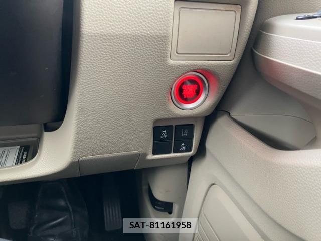 Honda N BOX 2018-09 7787368-17