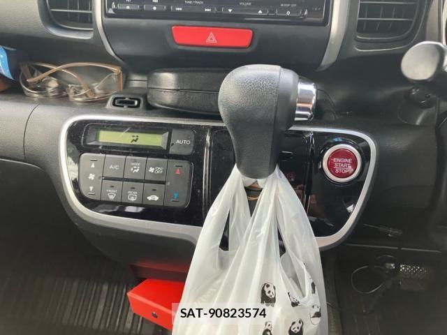 Honda N BOX 2015-06 7787378-9