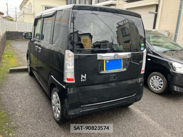 Honda N BOX 2015-06 7787378-4