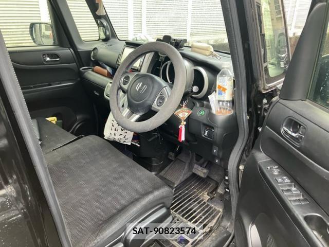 Honda N BOX 2015-06 7787378-5