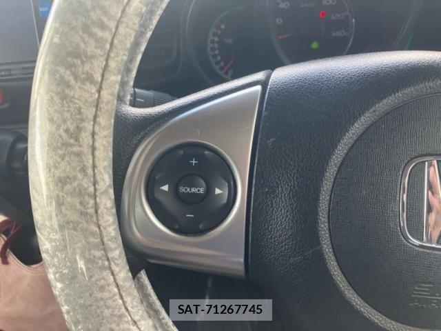 Honda N BOX 2016-07 7787382-11