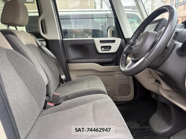 Honda N BOX 2018-01 7787385-8