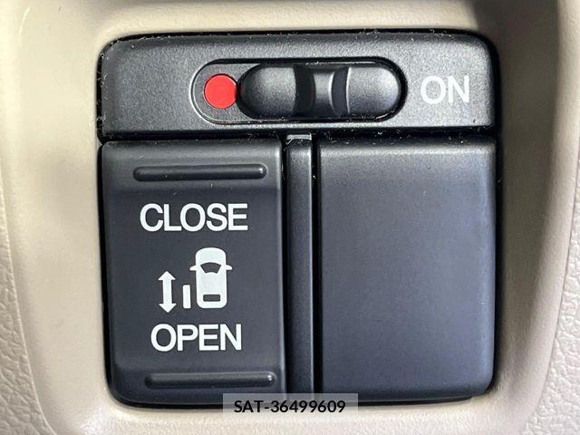 Honda N BOX 2015-03 7787398-6