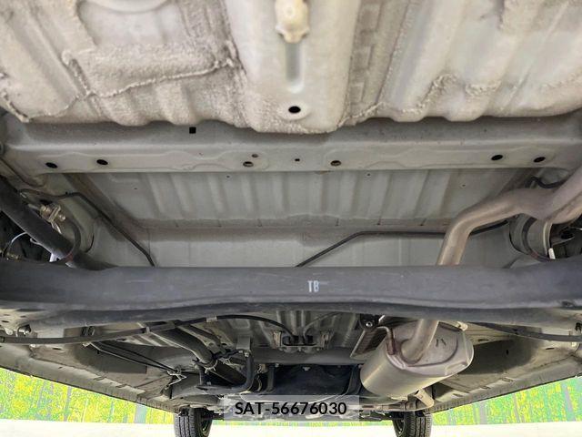Honda N BOX 2018-03 7787429-19