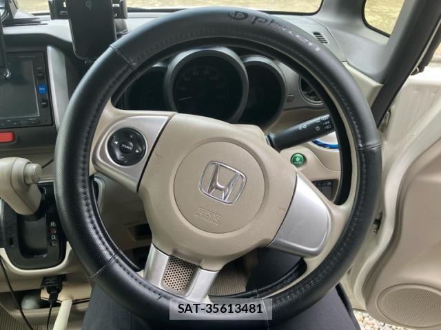 Honda N BOX 2015-11 7787370-11