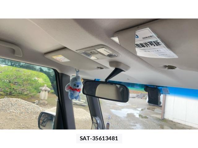 Honda N BOX 2015-11 7787370-19