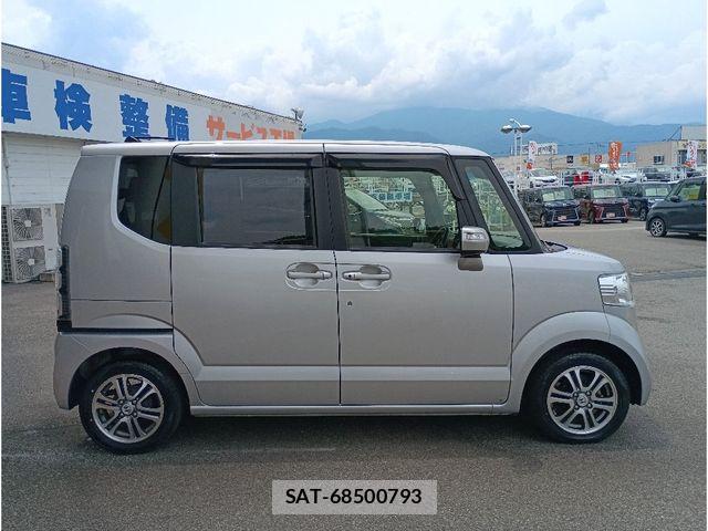 Honda N BOX 2015-03 7787392-17