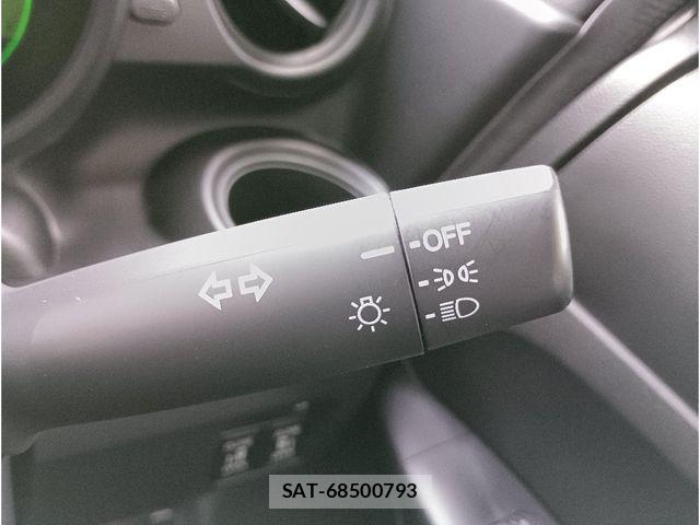 Honda N BOX 2015-03 7787392-25