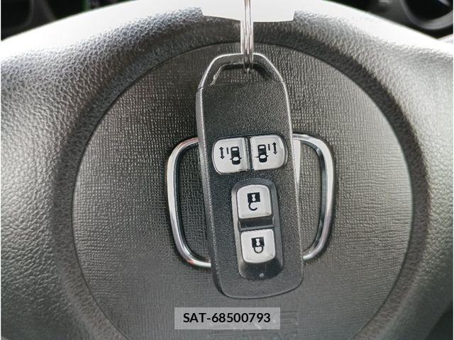 Honda N BOX 2015-03 7787392-26