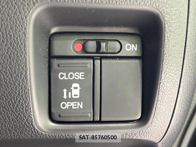 Honda N BOX 2016-08 7787409-5
