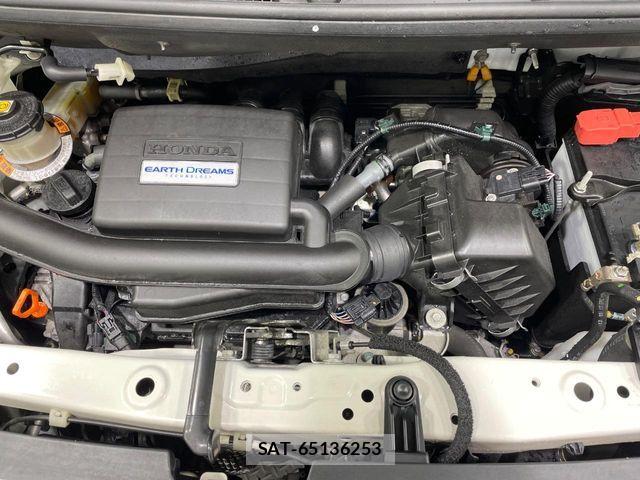 Honda N BOX 2018-02 7787408-17