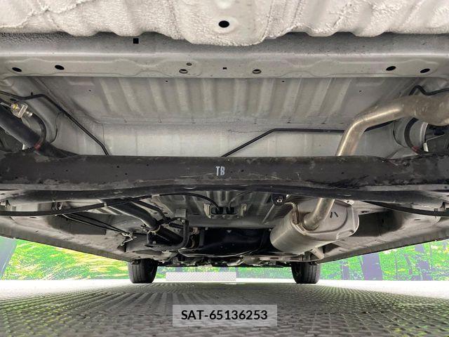 Honda N BOX 2018-02 7787408-18