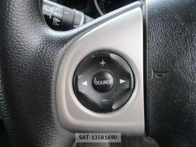 Honda N BOX 2014-12 7787371-19