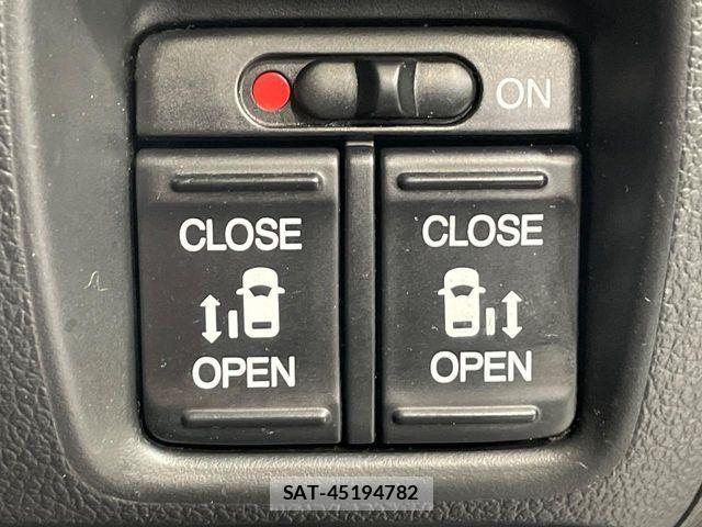 Honda N BOX 2013-11 7787389-4