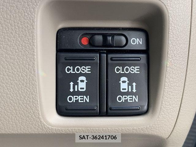 Honda N BOX 2015-10 7787393-9