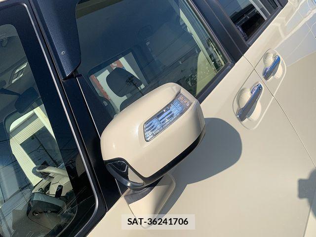 Honda N BOX 2015-10 7787393-25